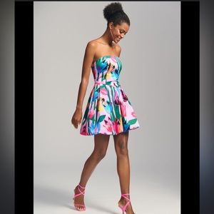 Anthropologie HUTCH Strapless Bubble Dress